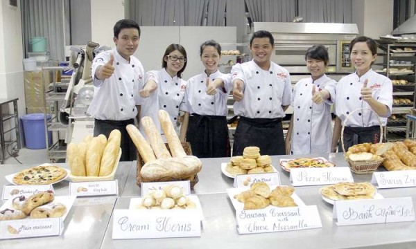 Người Việt ở Úc làm nghề gì phổ biến với mức thu nhập ra sao?