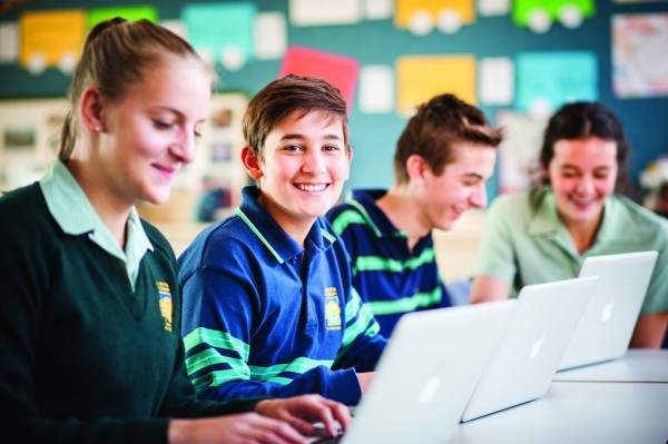 Đầu tư định cư Úc – 1 khoản đầu tư 3 quyền định cư